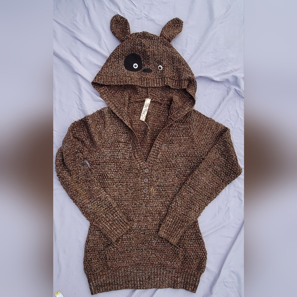 Only Sky Brown Knit Sweater with Fun Detail